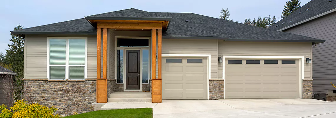 Repair Shaky Garage Door When Closing in Orland Park, Illinois